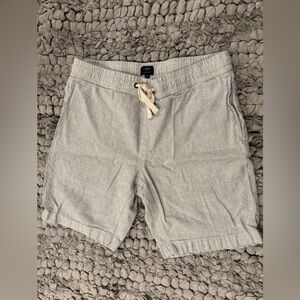 J Crew Stadium Casual Men's Shorts - Gray and White Seersucker Style linen blend